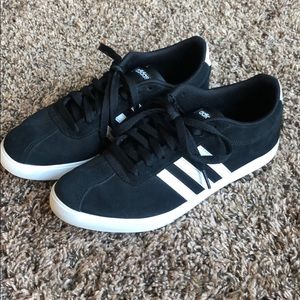 Black women’s adidas court shoes